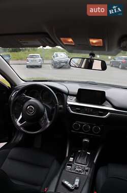 Седан Mazda 6 2015 в 