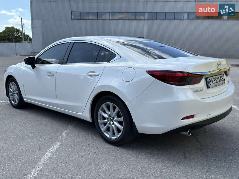 Седан Mazda 6 2015 в Кропивницком