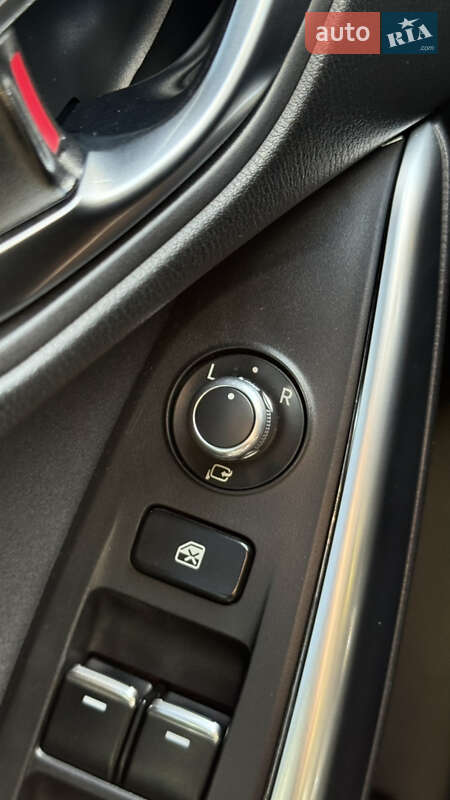 Седан Mazda 6 2015 в Кропивницком