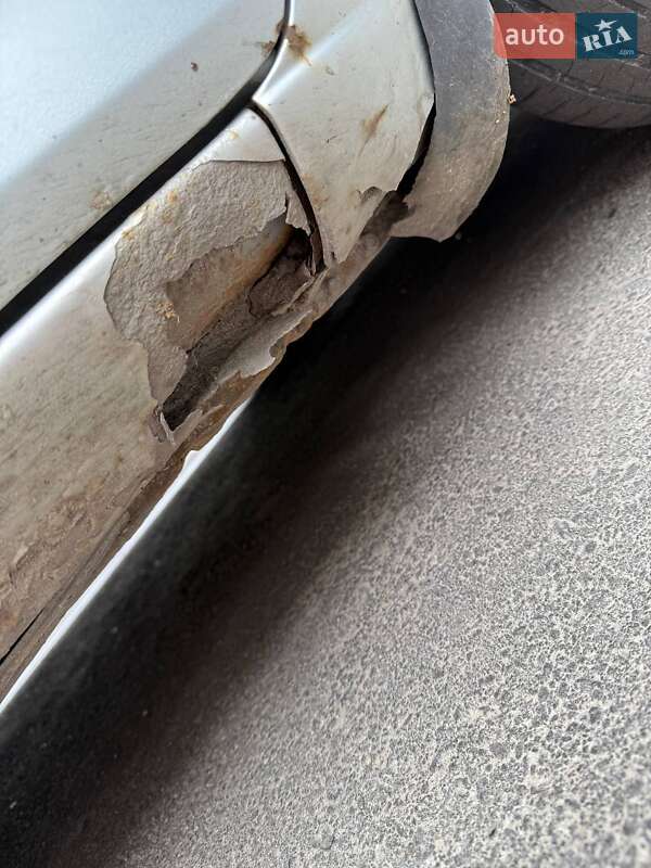 Лифтбек Mazda 6 2005 в Днепре