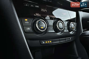 Седан Mazda 6 2014 в 