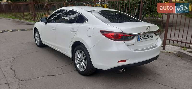 Седан Mazda 6 2016 в Киеве