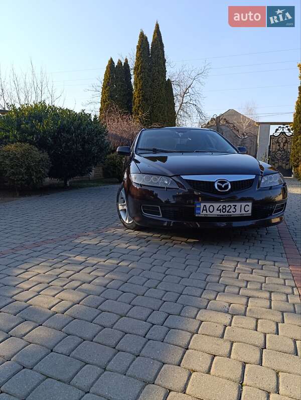 Седан Mazda 6 2006 в Ужгороде