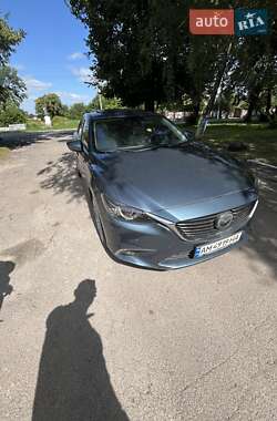 Седан Mazda 6 2015 в 