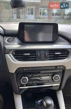 Седан Mazda 6 2015 в 