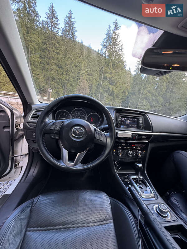 Седан Mazda 6 2013 в Ивано-Франковске
