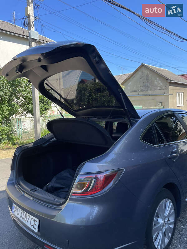 Лифтбек Mazda 6 2008 в Виноградове