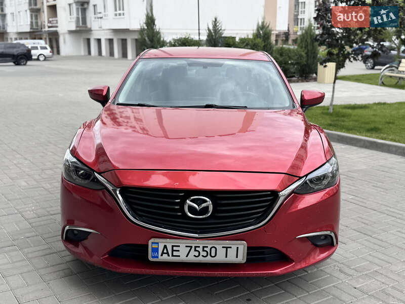 Седан Mazda 6 2015 в Днепре