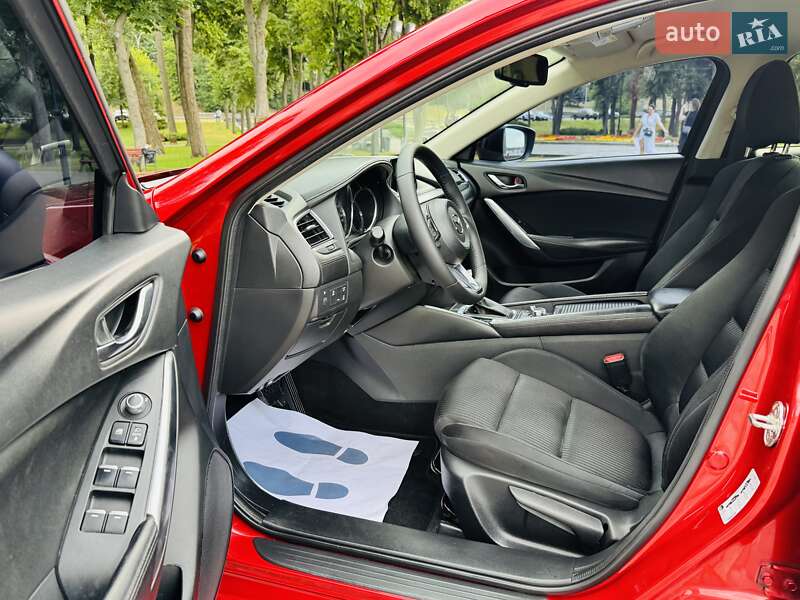 Седан Mazda 6 2017 в Киеве