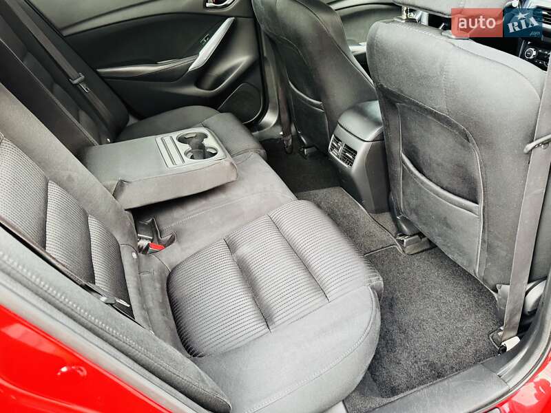 Седан Mazda 6 2017 в Киеве