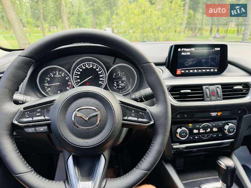Седан Mazda 6 2017 в Киеве