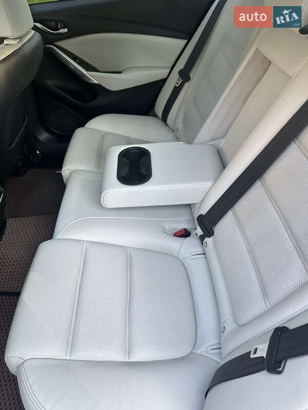Седан Mazda 6 2015 в Конотопе