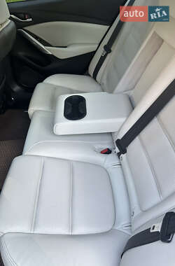 Седан Mazda 6 2015 в 