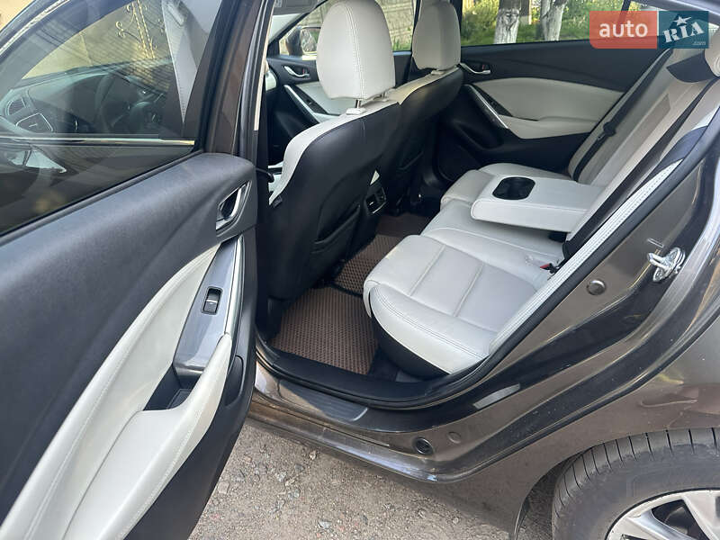 Седан Mazda 6 2015 в Конотопе