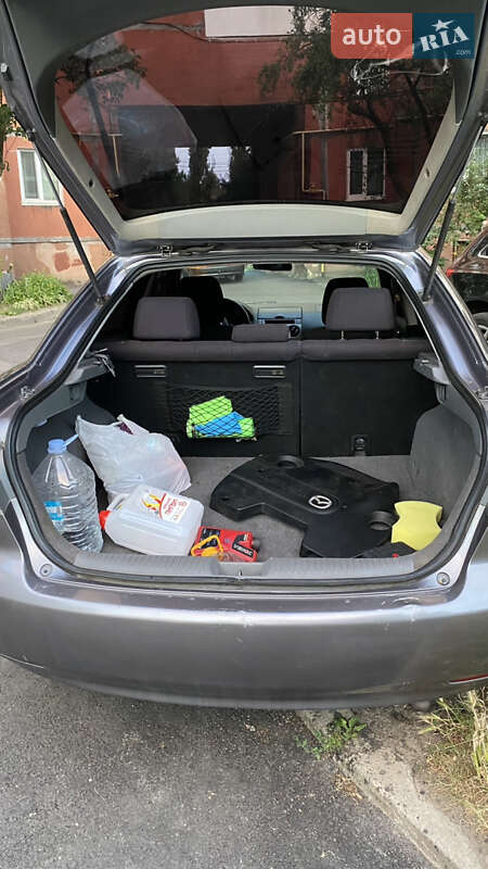 Лифтбек Mazda 6 2003 в Ровно