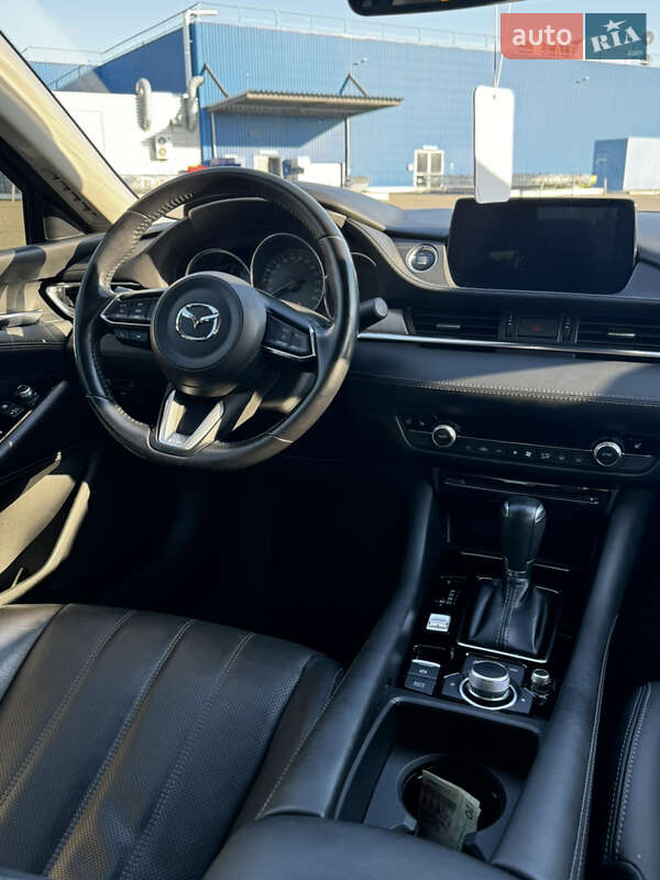 Седан Mazda 6 2018 в Киеве