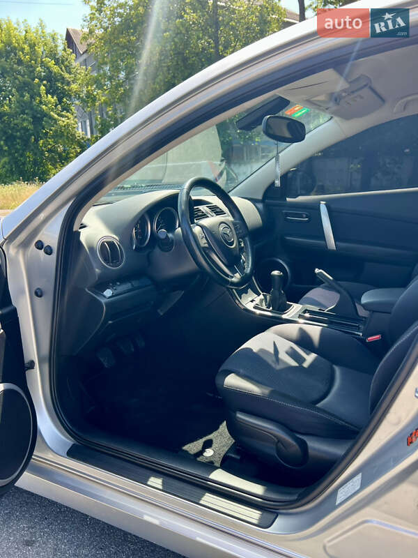 Лифтбек Mazda 6 2008 в Житомире