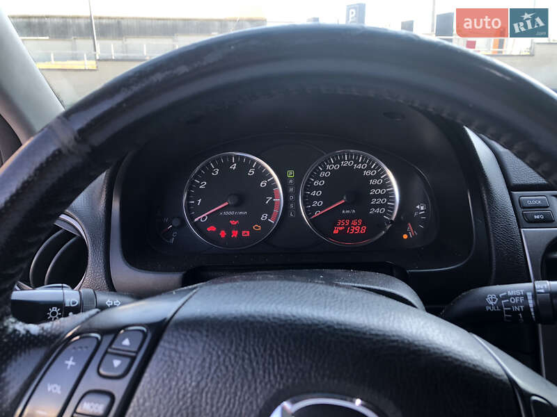 Седан Mazda 6 2004 в Киеве