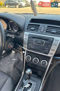 Седан Mazda 6 2011 в 