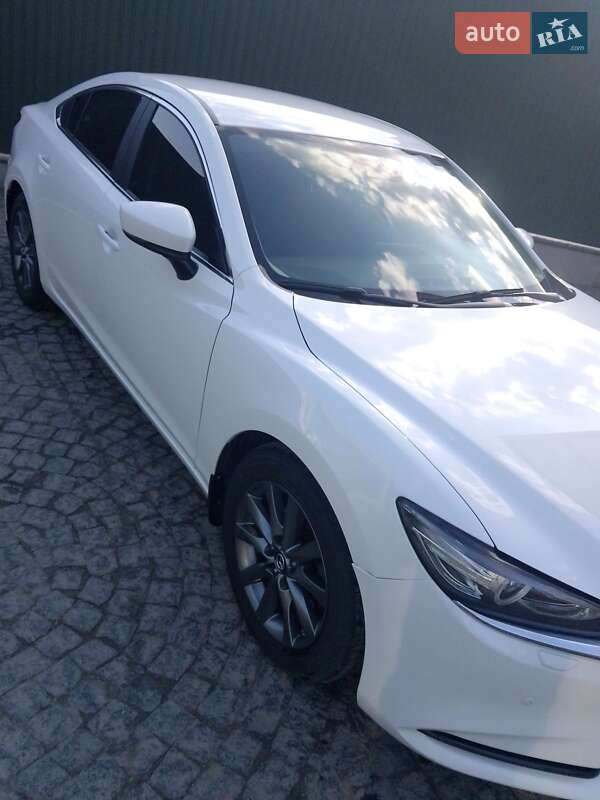 Седан Mazda 6 2018 в Хмельницком