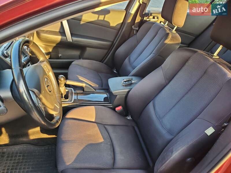 Седан Mazda 6 2009 в Луцке