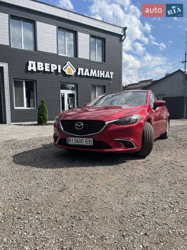 Седан Mazda 6 2015 в Хороле