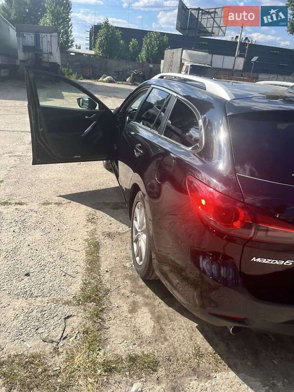 Универсал Mazda 6 2014 в Киеве