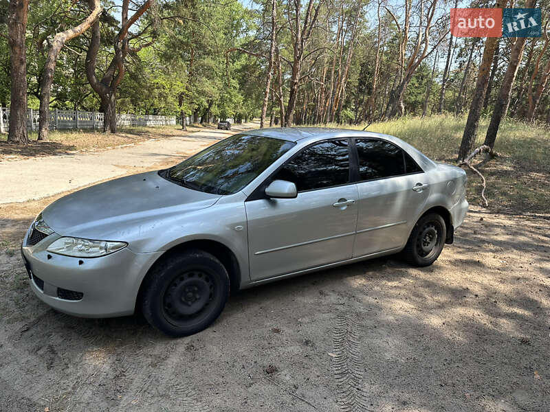 Седан Mazda 6 2004 в 