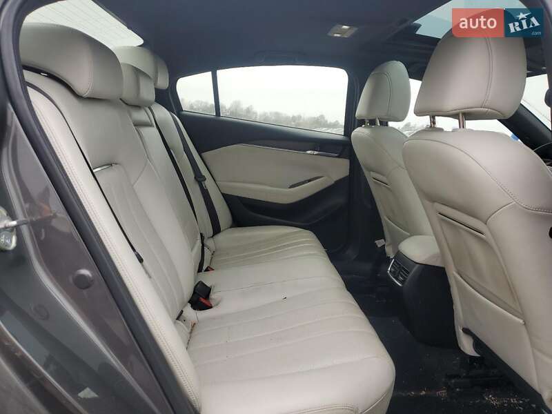 Седан Mazda 6 2018 в Хмельницком