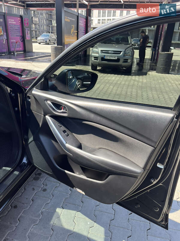 Седан Mazda 6 2015 в Львове