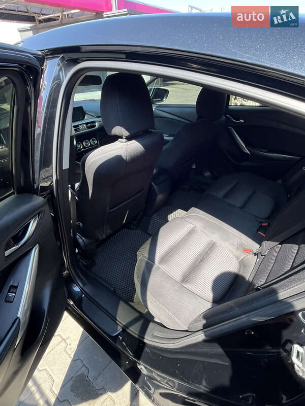 Седан Mazda 6 2015 в Львове
