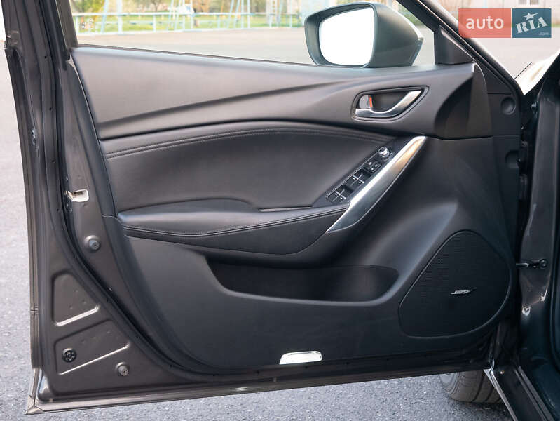 Седан Mazda 6 2017 в Киеве