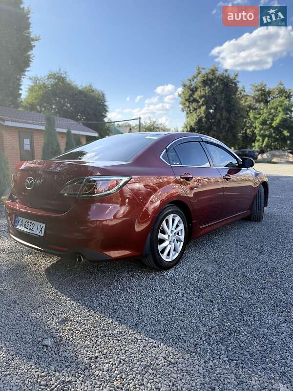 Седан Mazda 6 2011 в Киеве