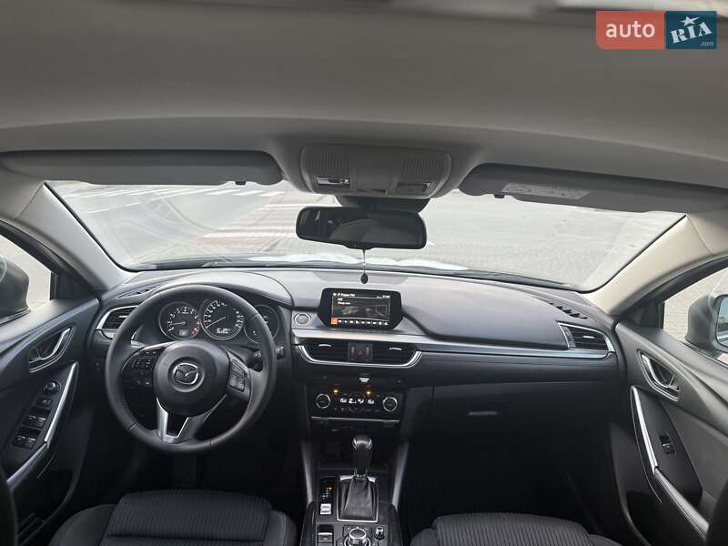 Седан Mazda 6 2016 в Львове