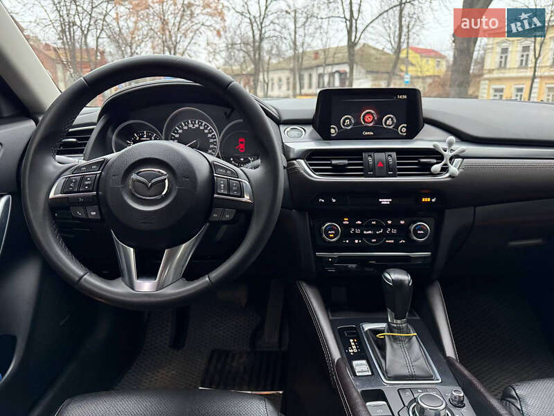 Седан Mazda 6 2015 в Сумах