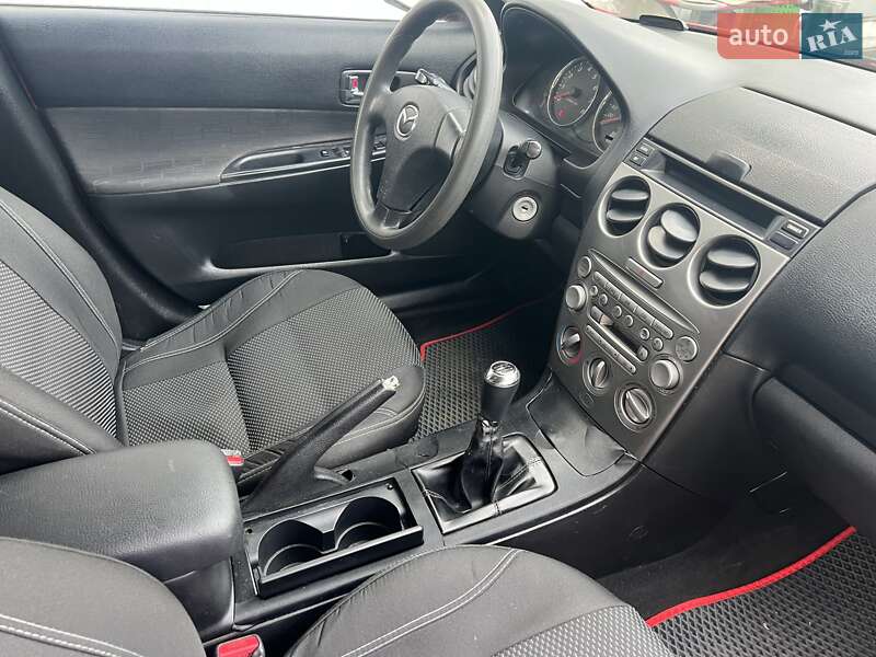 Седан Mazda 6 2004 в Одессе
