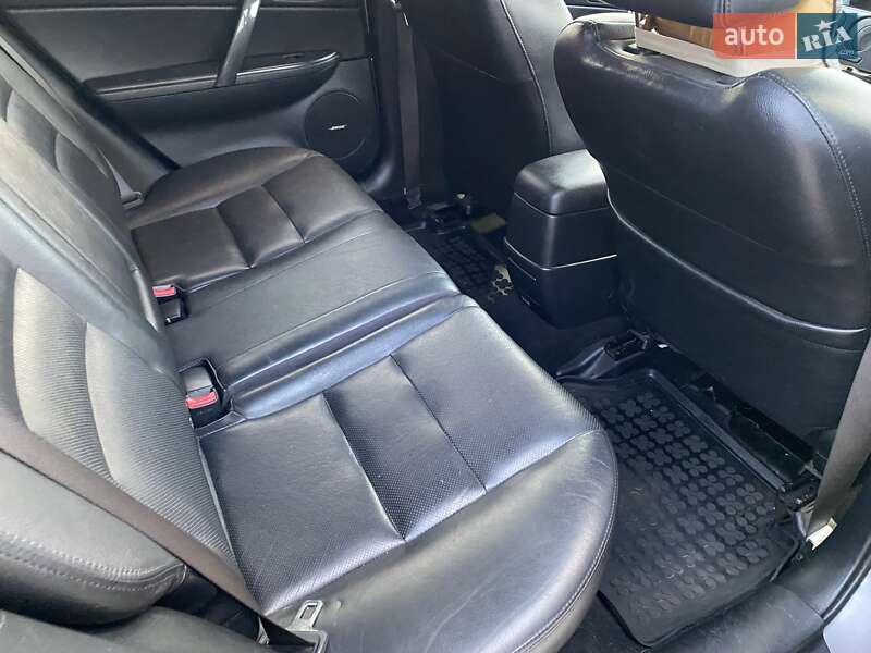 Лифтбек Mazda 6 2006 в Виннице
