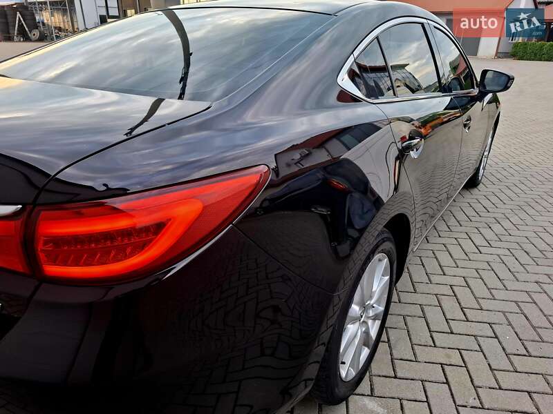 Седан Mazda 6 2014 в Мукачево