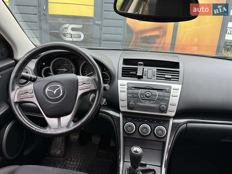 Седан Mazda 6 2008 в Стрые