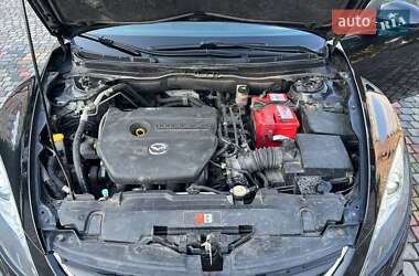 Седан Mazda 6 2011 в 