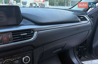 Седан Mazda 6 2016 в 