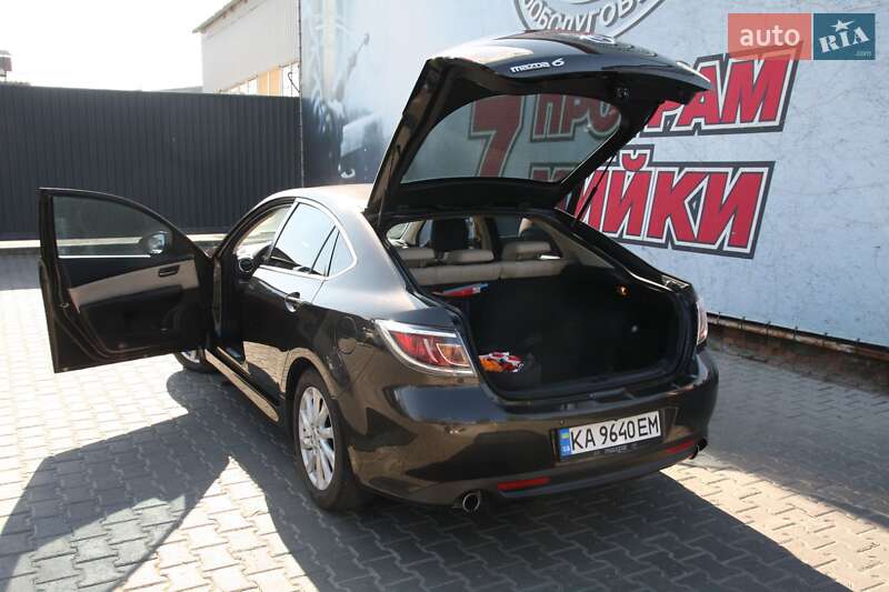 Лифтбек Mazda 6 2011 в Хмельницком