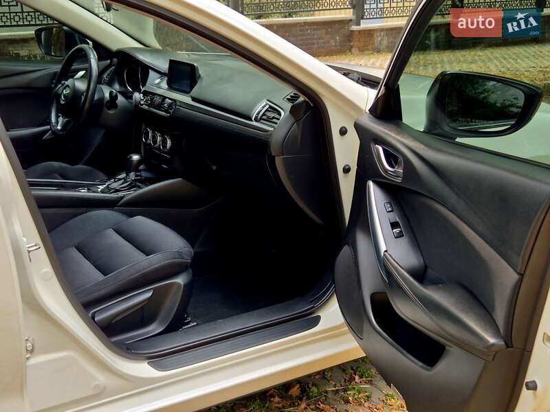 Седан Mazda 6 2015 в Харькове