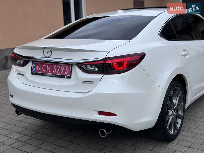Седан Mazda 6 2016 в Киеве