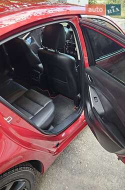 Седан Mazda 6 2014 в 