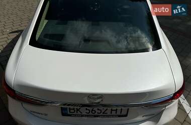 Седан Mazda 6 2015 в 
