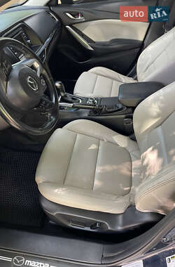 Седан Mazda 6 2014 в 