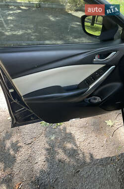 Седан Mazda 6 2014 в 