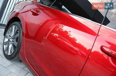 Седан Mazda 6 2018 в 