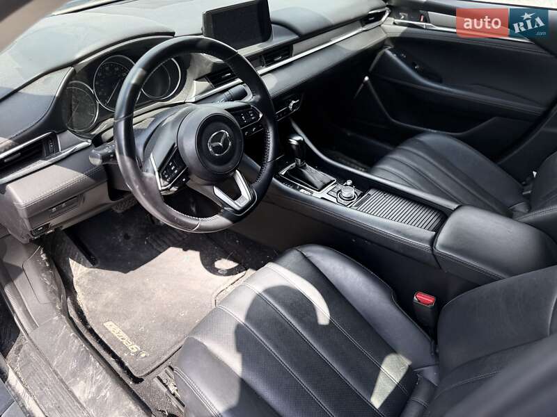 Седан Mazda 6 2018 в Львове